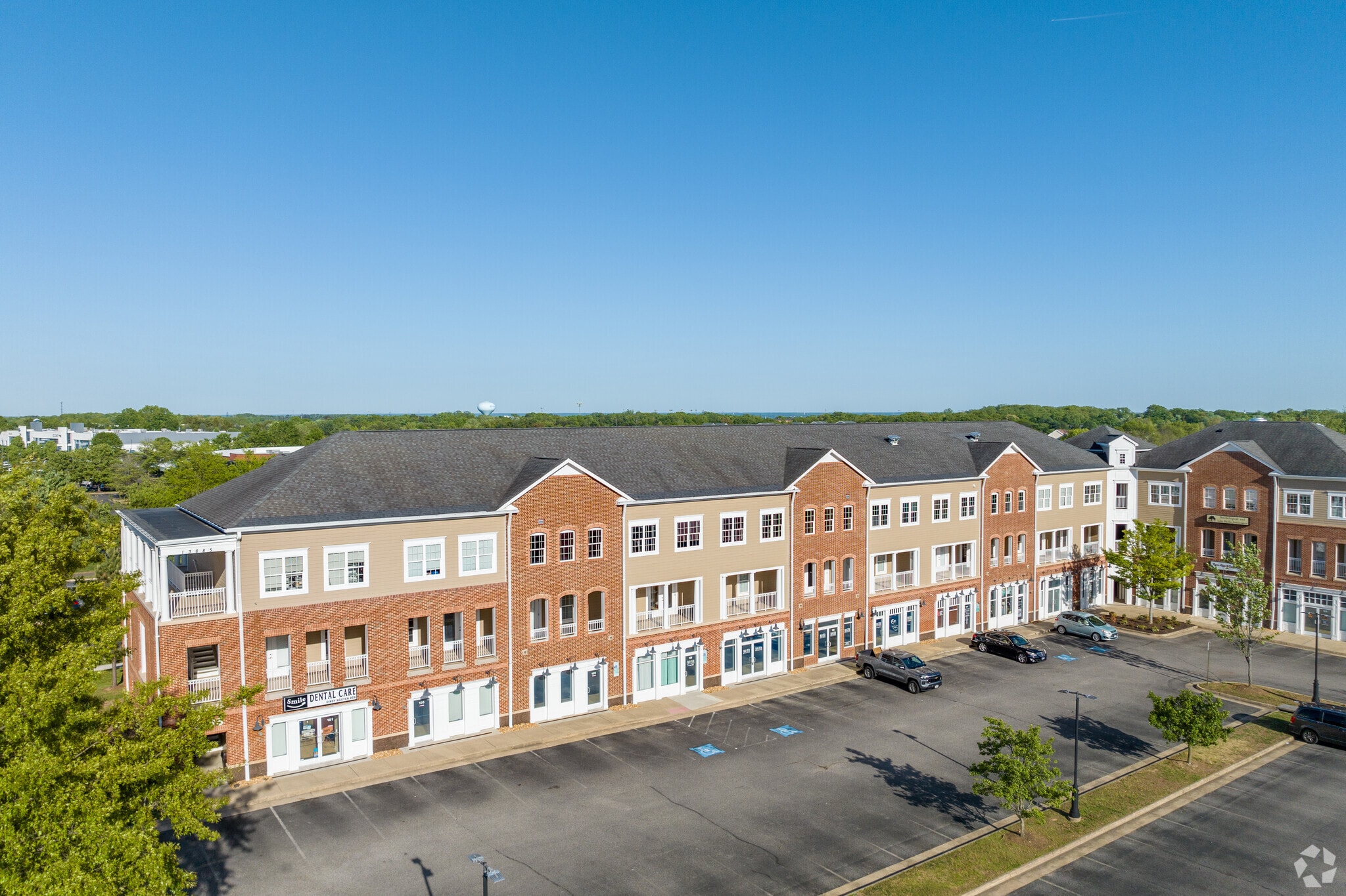 13885 Hedgewood Dr, Woodbridge, VA for Sale