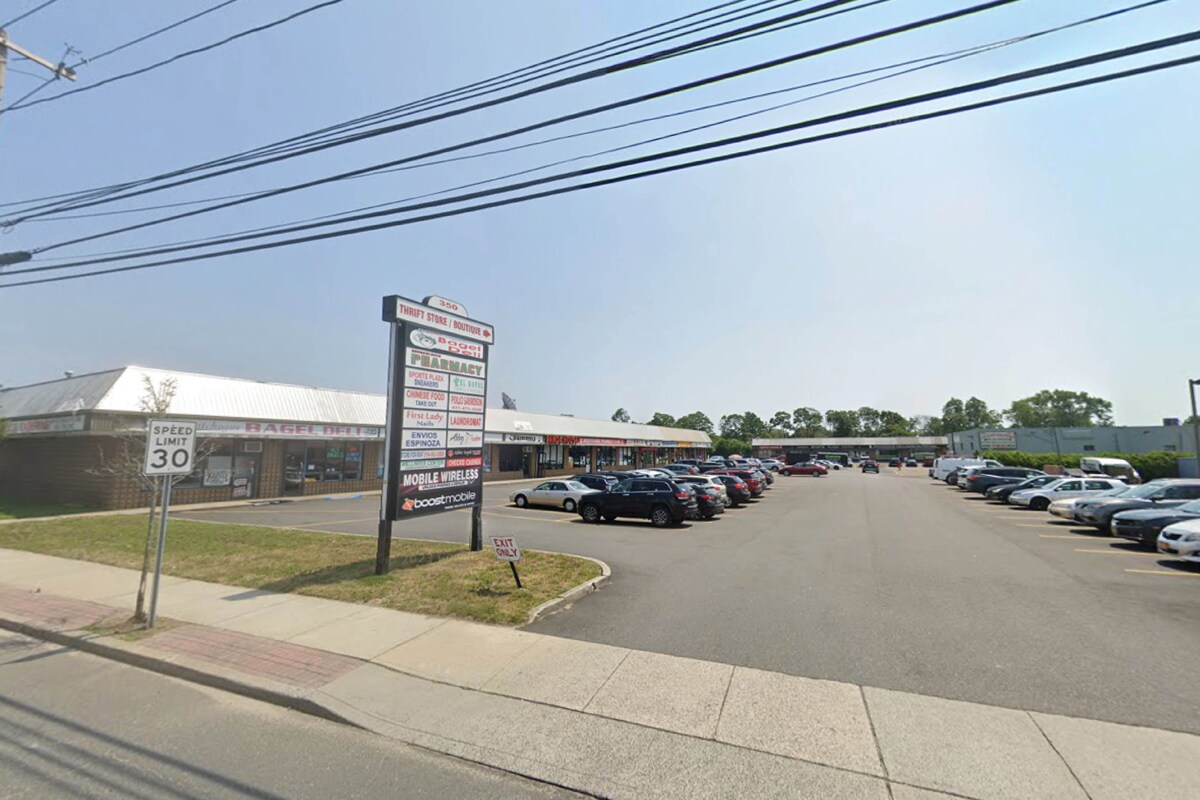 350 E Main St, Patchogue, NY for Rent