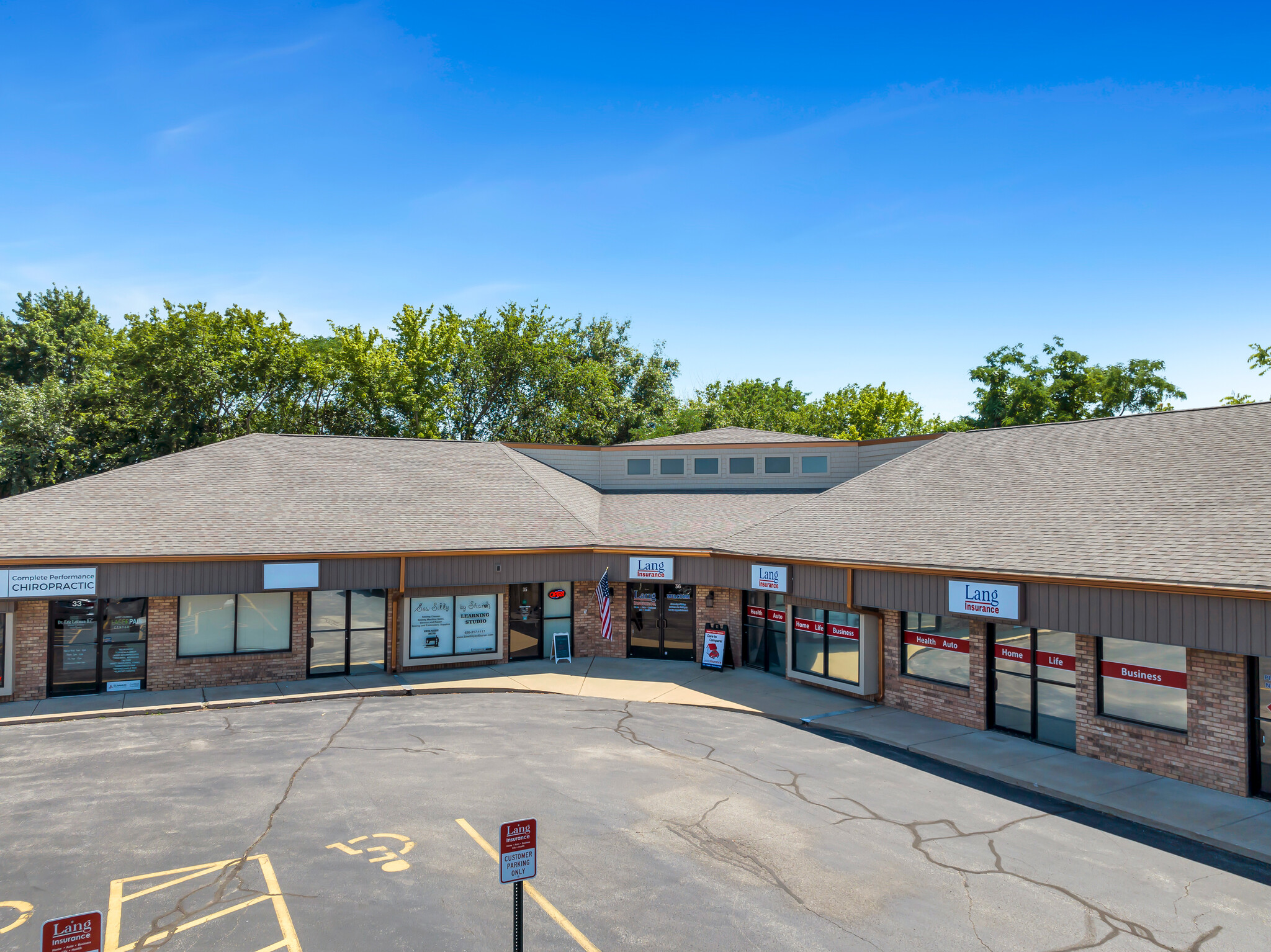 3910-3930 S Old Highway 94, Saint Charles, MO for Rent