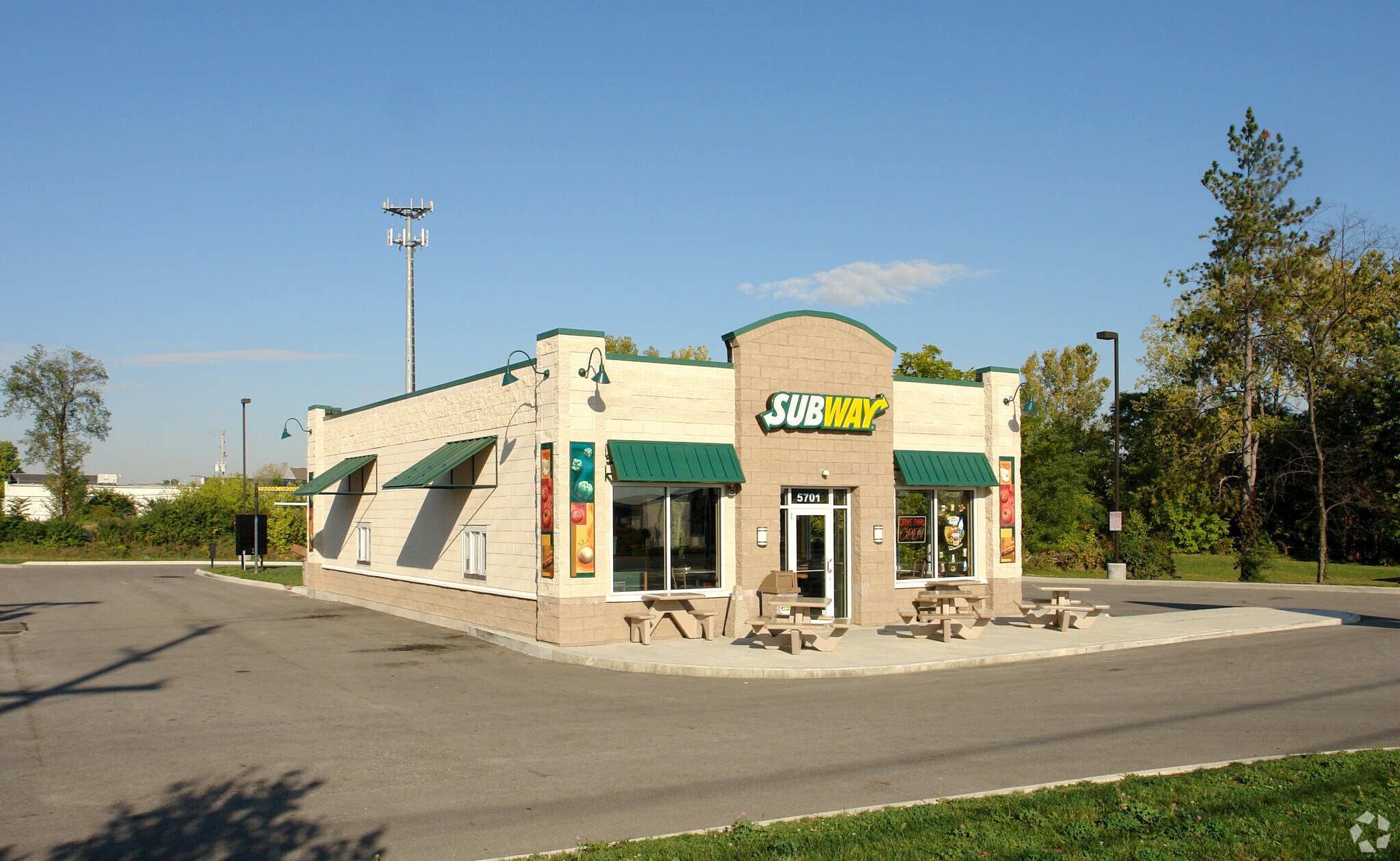 5701 Cleveland Ave, Columbus, OH for Sale