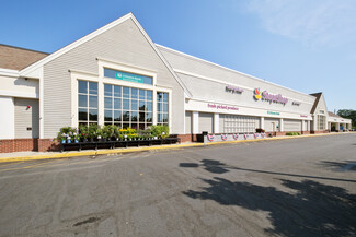 Amesbury, MA Retail - 84-100 Macy St