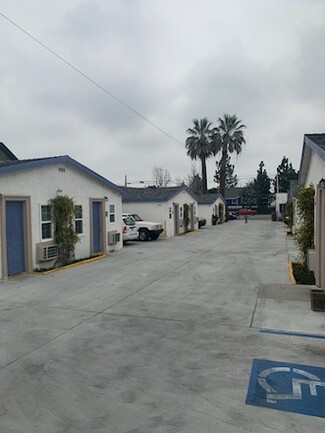 Rialto, CA Hospitality - 1526 W Foothill Blvd
