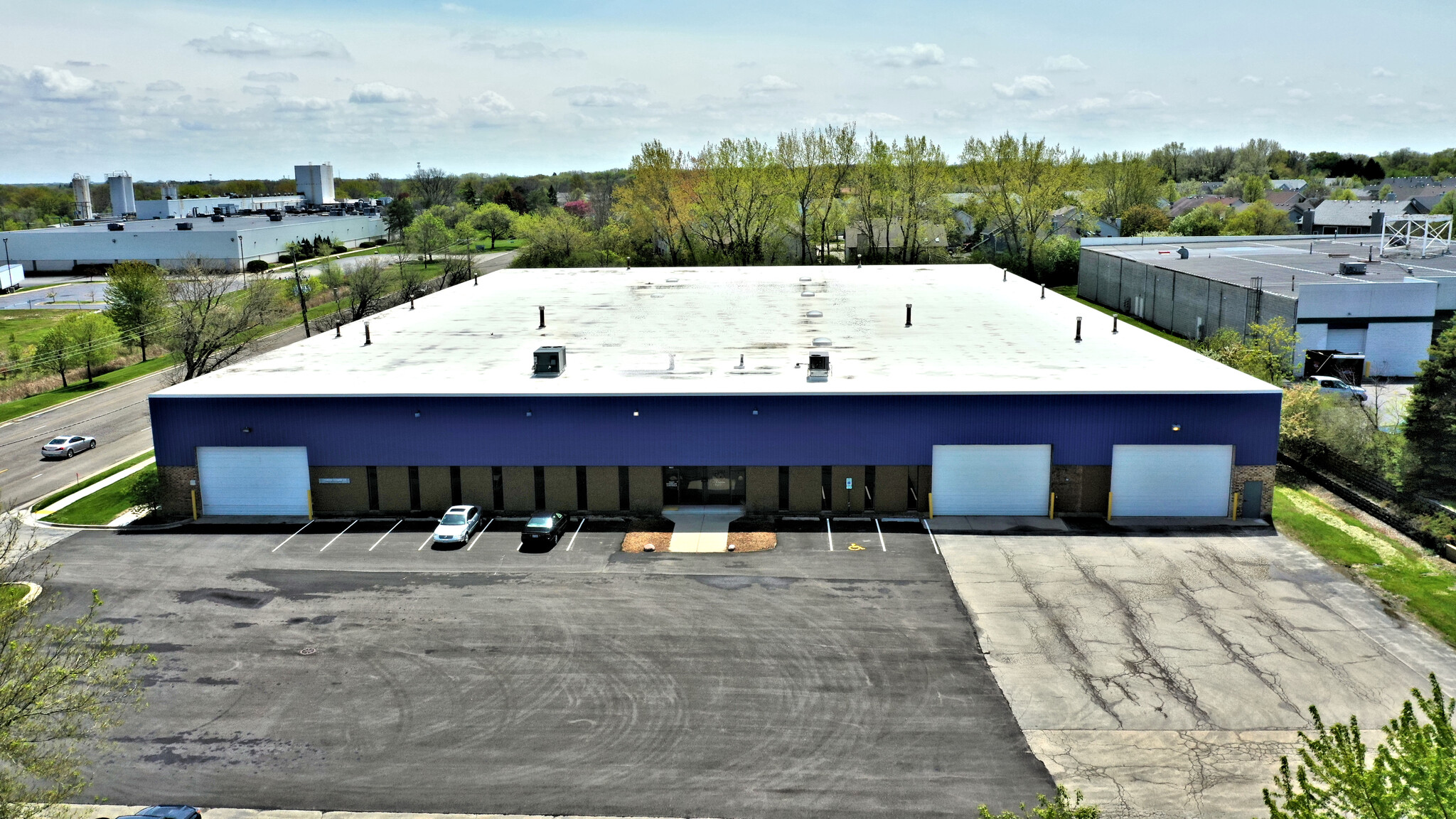 1700-1710 S Butterfield Rd, Mundelein, IL for Rent