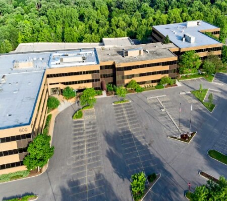 800 Hart Rd, Barrington, IL for Rent