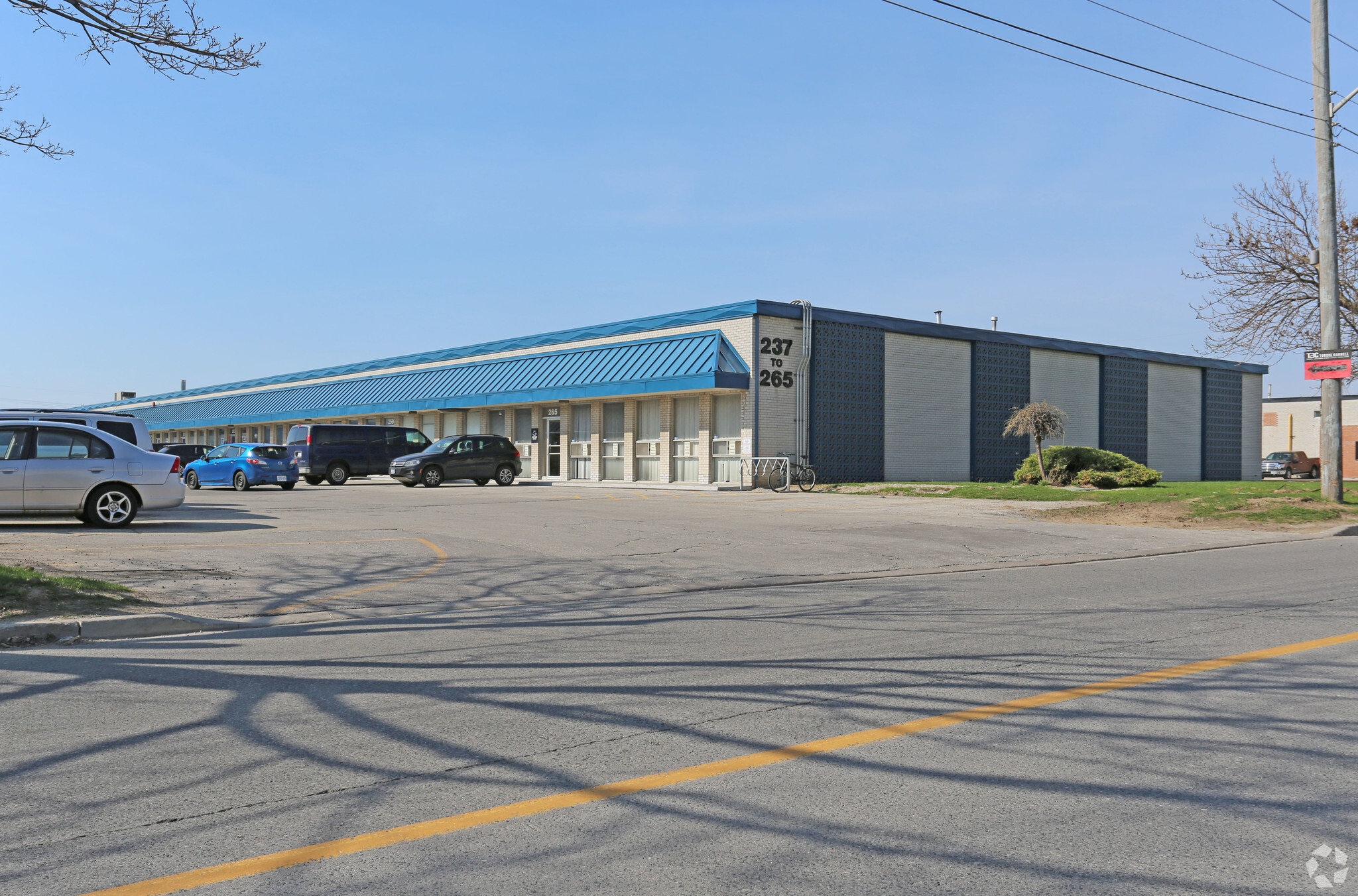 237-265 Norseman St, Toronto, ON for Rent