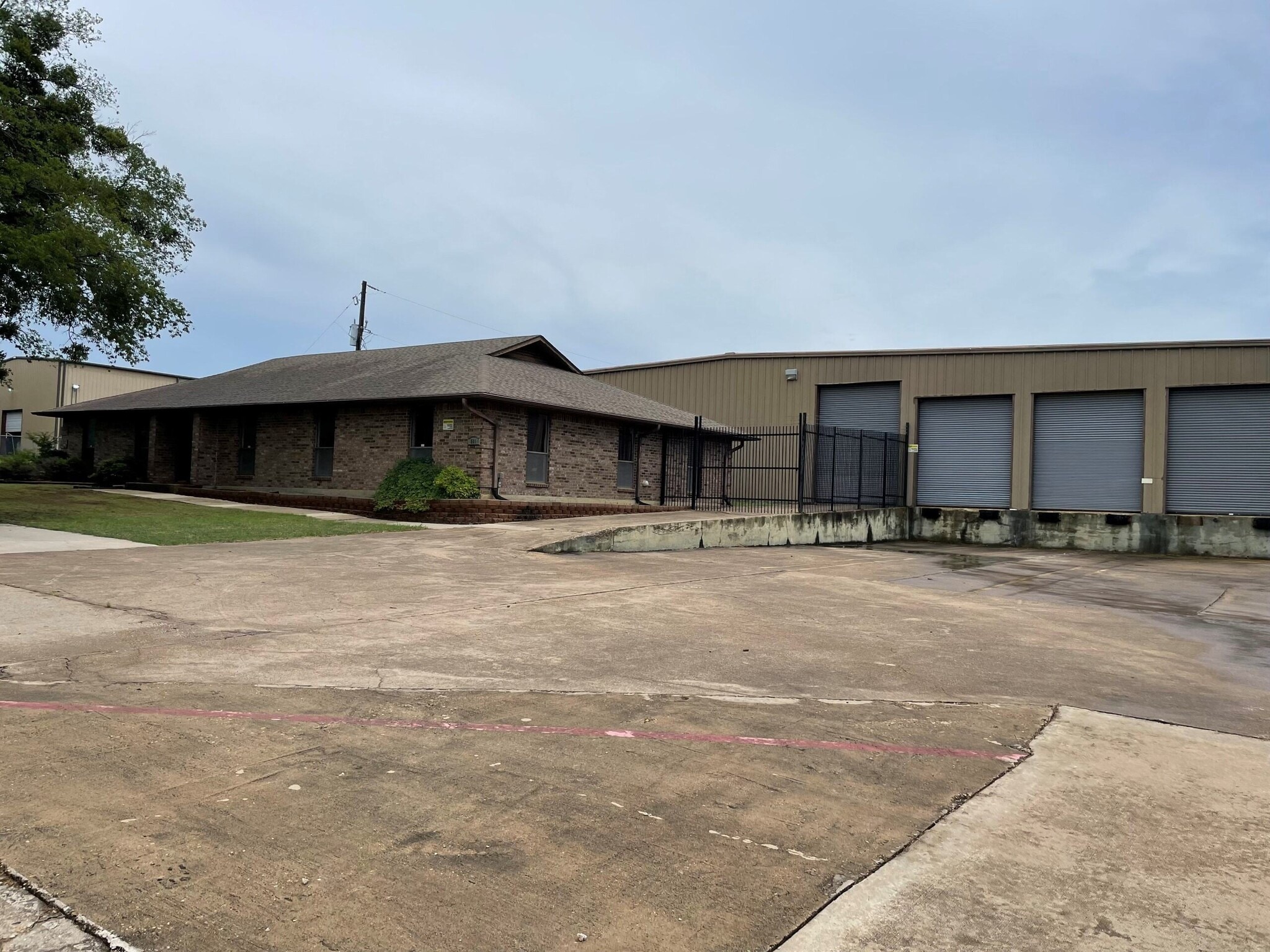 511 S 5th Ave, Mansfield, TX for Rent