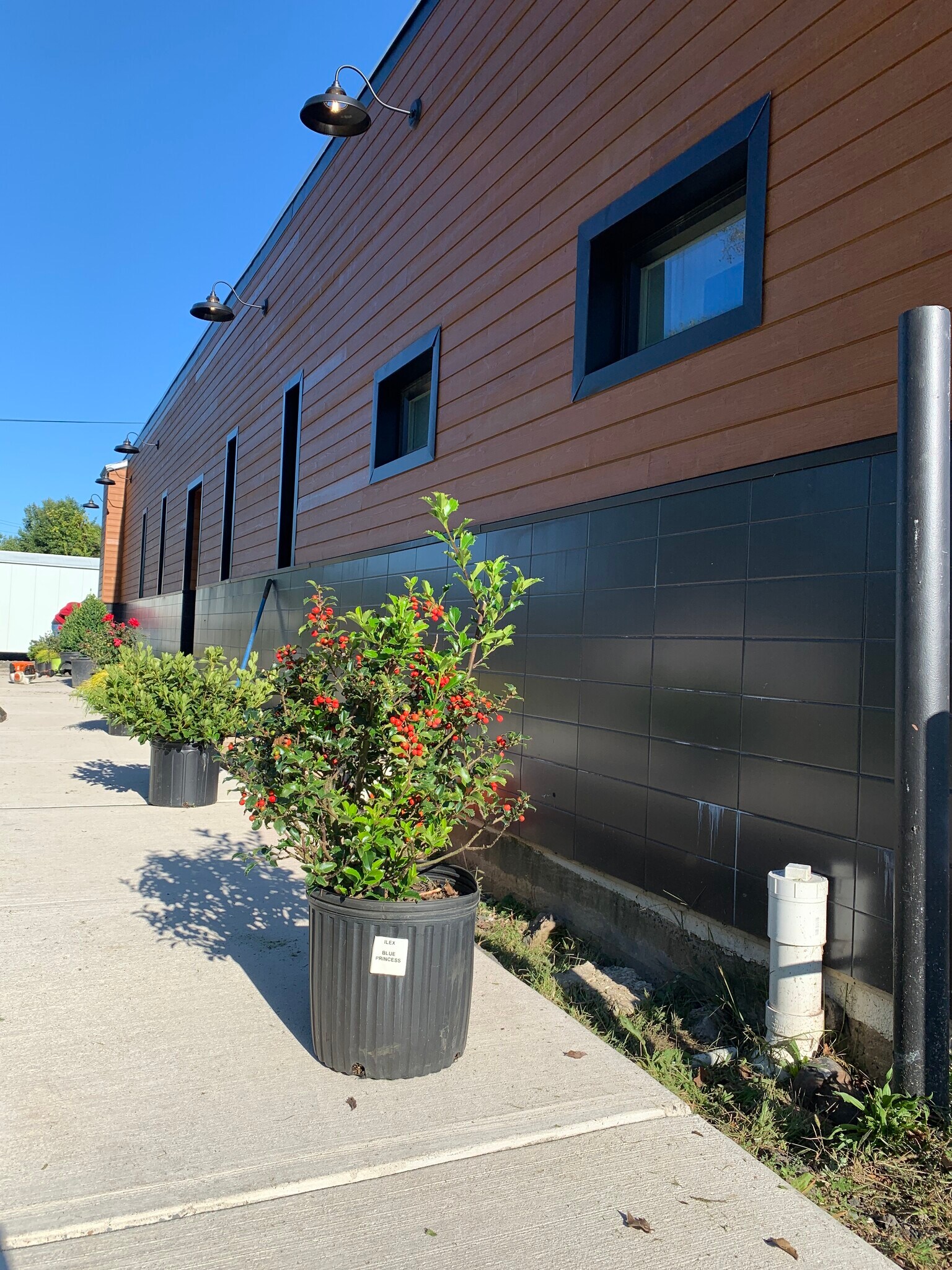 97 Pierson Ln Windsor, CT 06095 Industrial Property for Sale on