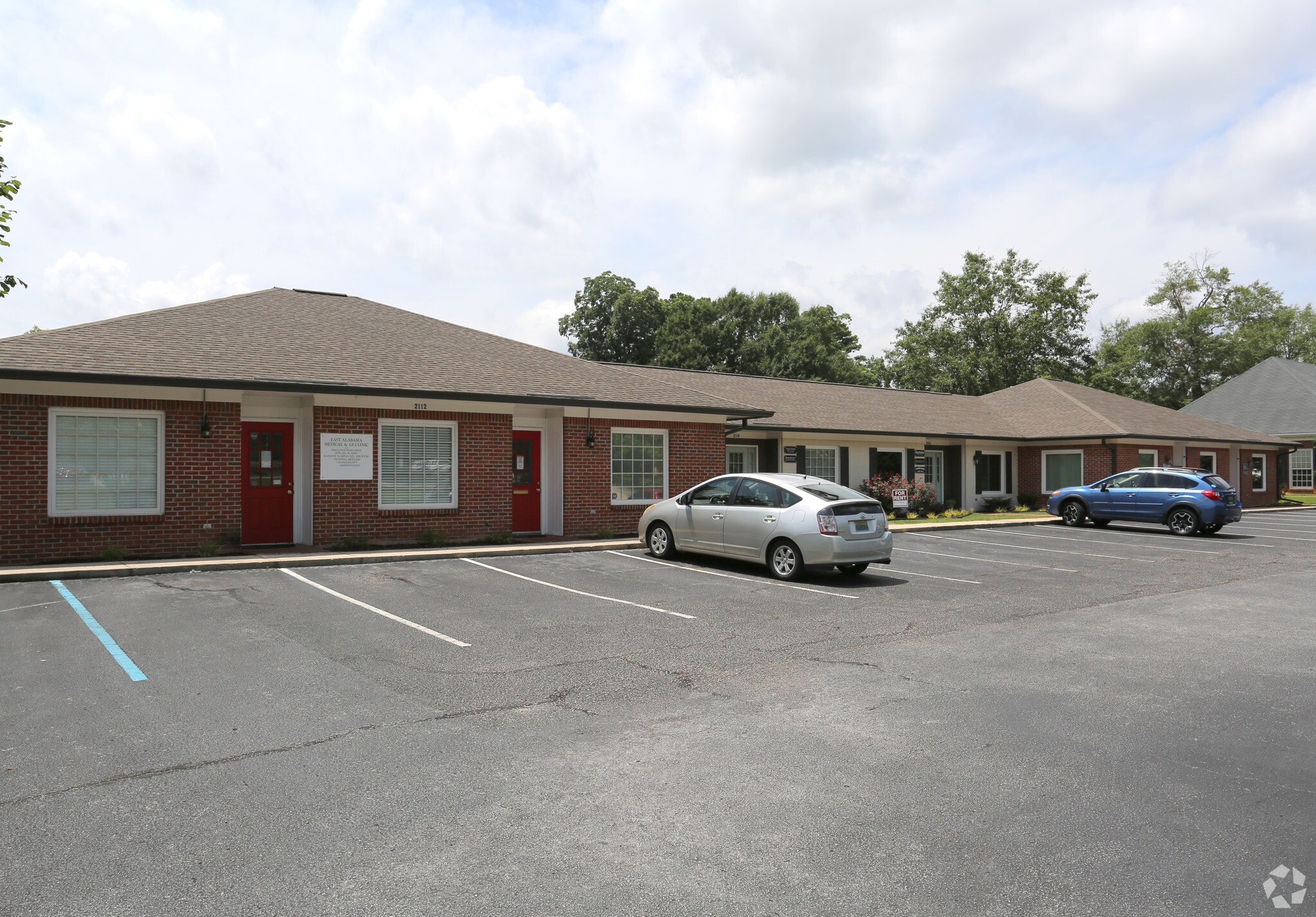 2104-2112 Executive Park Dr, Opelika, AL for Rent