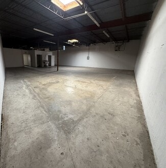 Dallas, TX Flex, Industrial - 3001 Quebec St