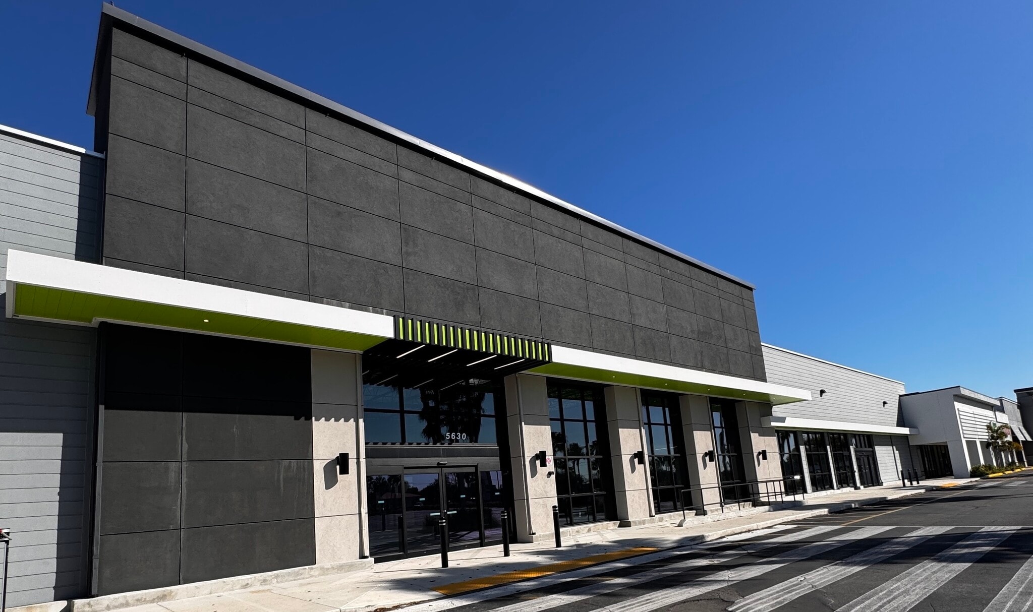 5502-5726 Cortez Rd W, Bradenton, FL for Rent