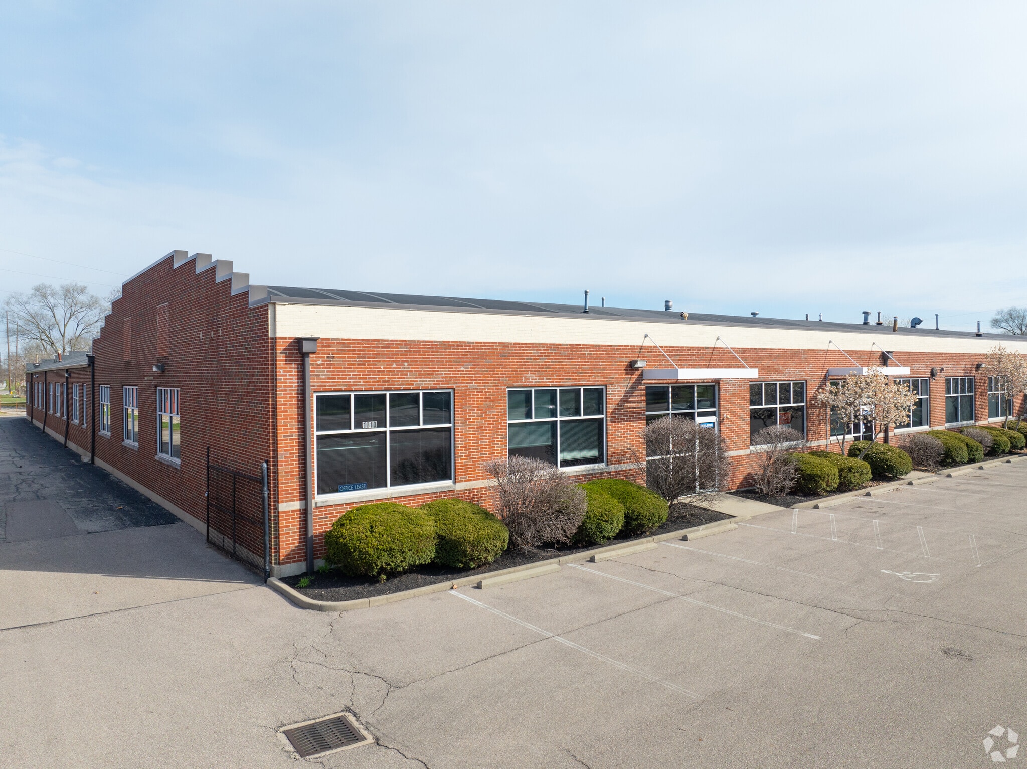 1910 Fairgrove Ave, Hamilton, OH for Rent