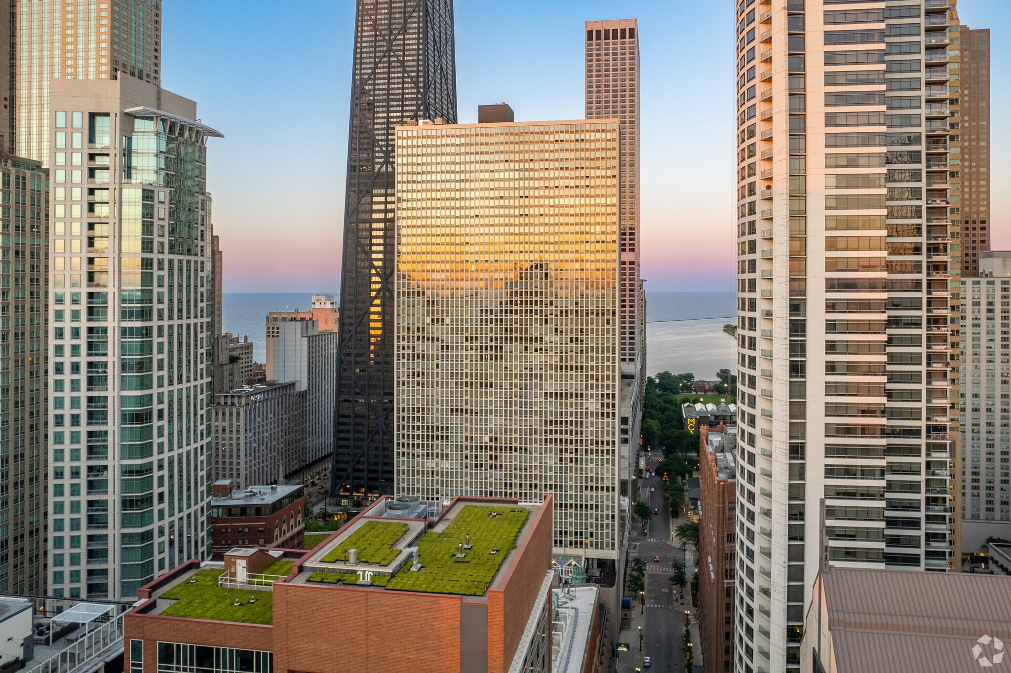 111 E Chestnut St, Chicago, IL for Rent