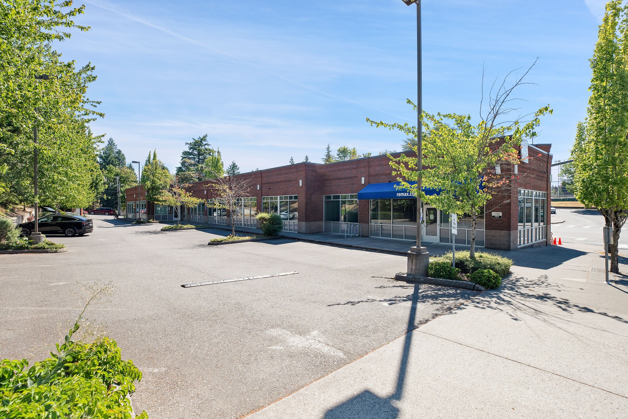 6225-6245 SW Capitol Hwy, Portland, OR for Rent