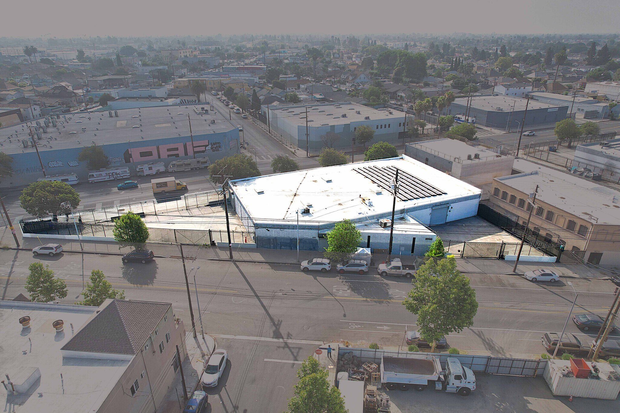 3500 S San Pedro St, Los Angeles, CA for Rent