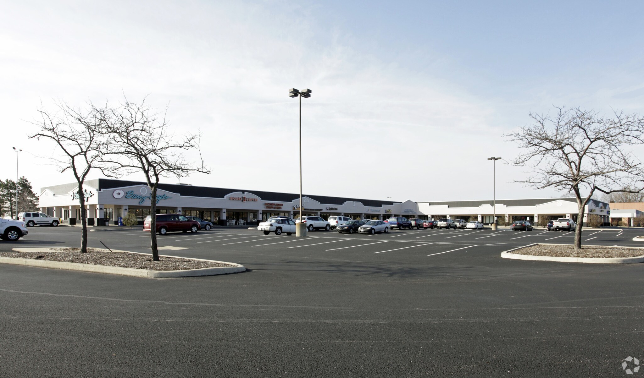 300-342 W Dussel Dr, Maumee, OH for Rent