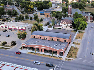 Waterloo, IA Office/Retail - 425 Franklin St