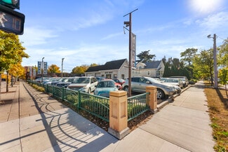 Minneapolis, MN Auto Dealership - 4201 E Lake St