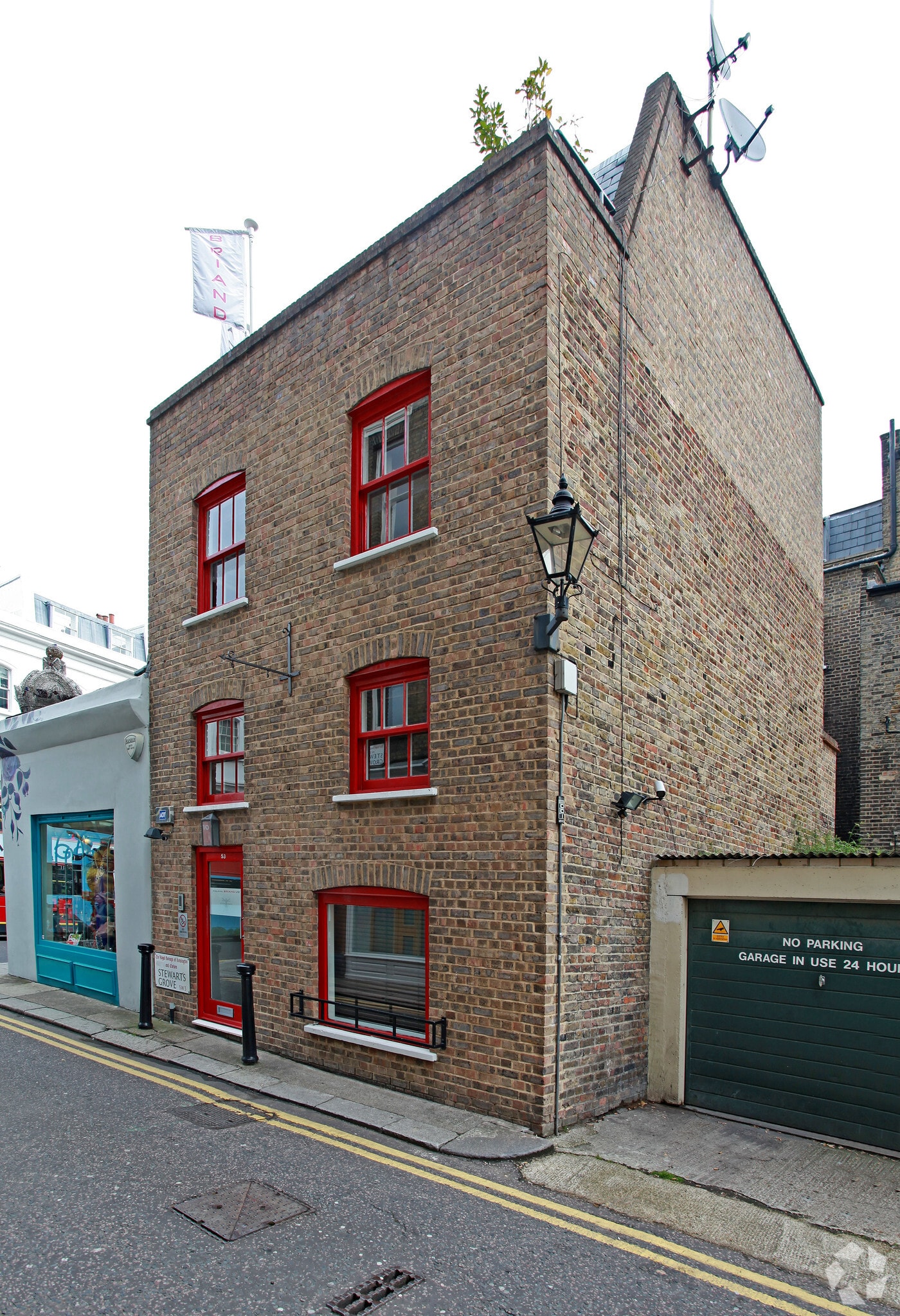 53 Stewarts Grove, London, LND for Sale