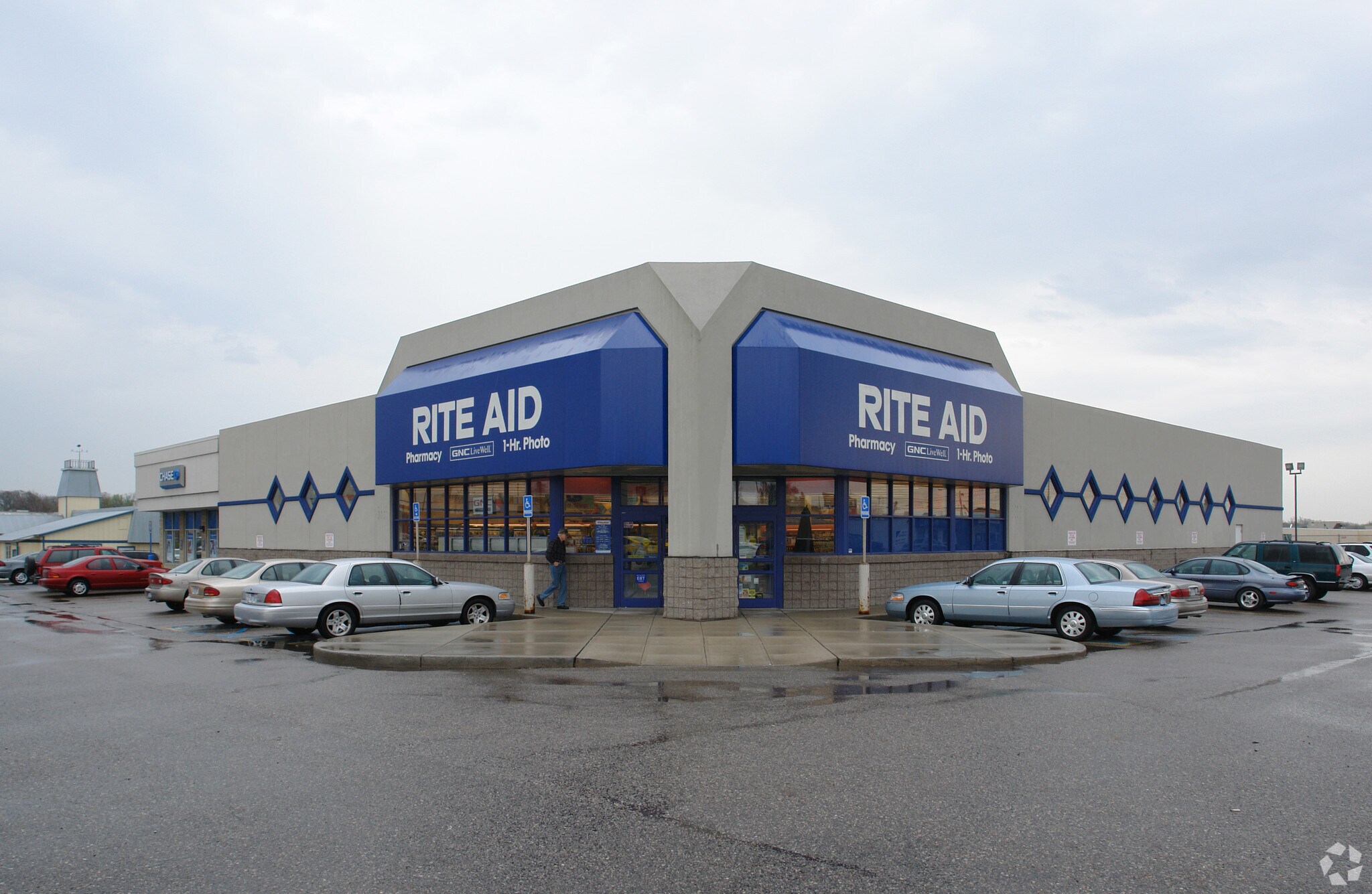 3100-3118 E Saginaw St, Lansing, MI for Rent