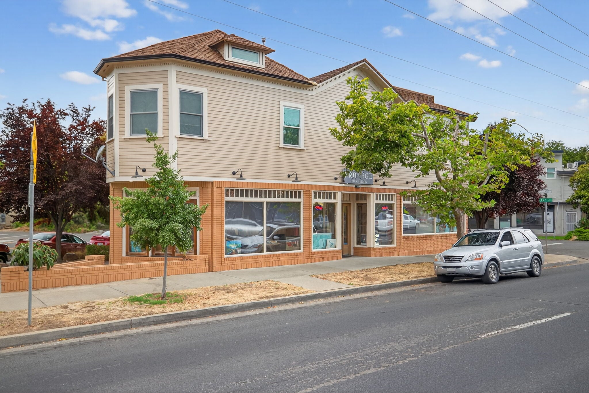 3300 Broadway St, Sacramento, CA for Sale