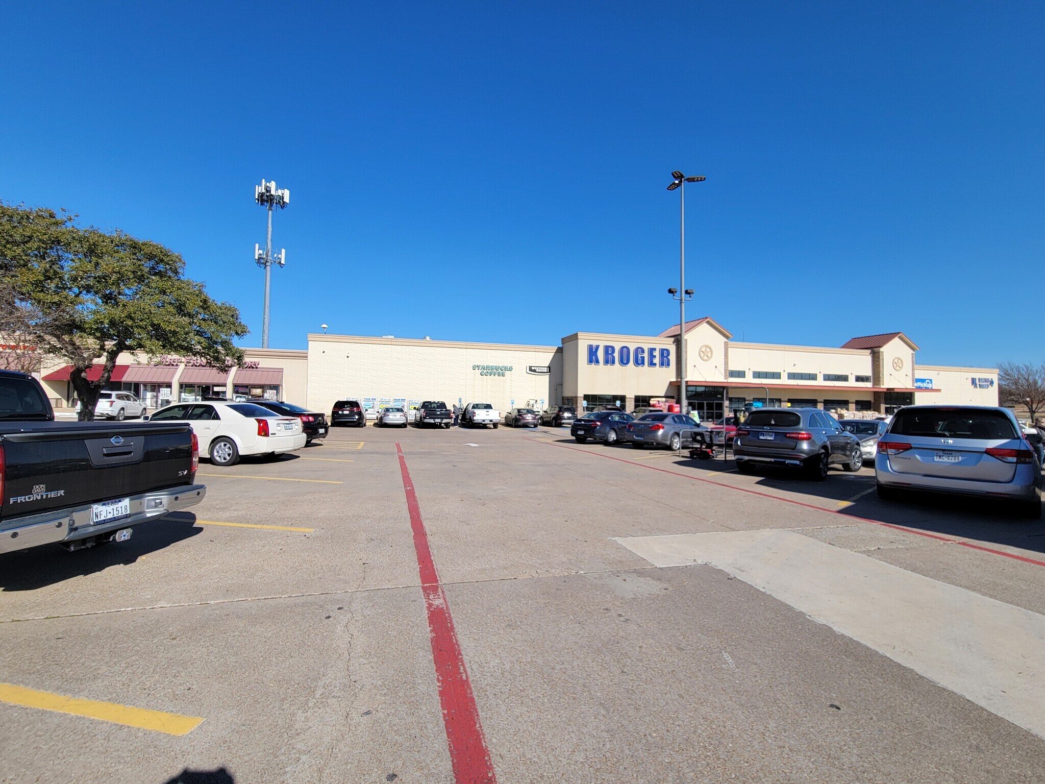 4001-4101 W Green Oaks Blvd, Arlington, TX for Rent