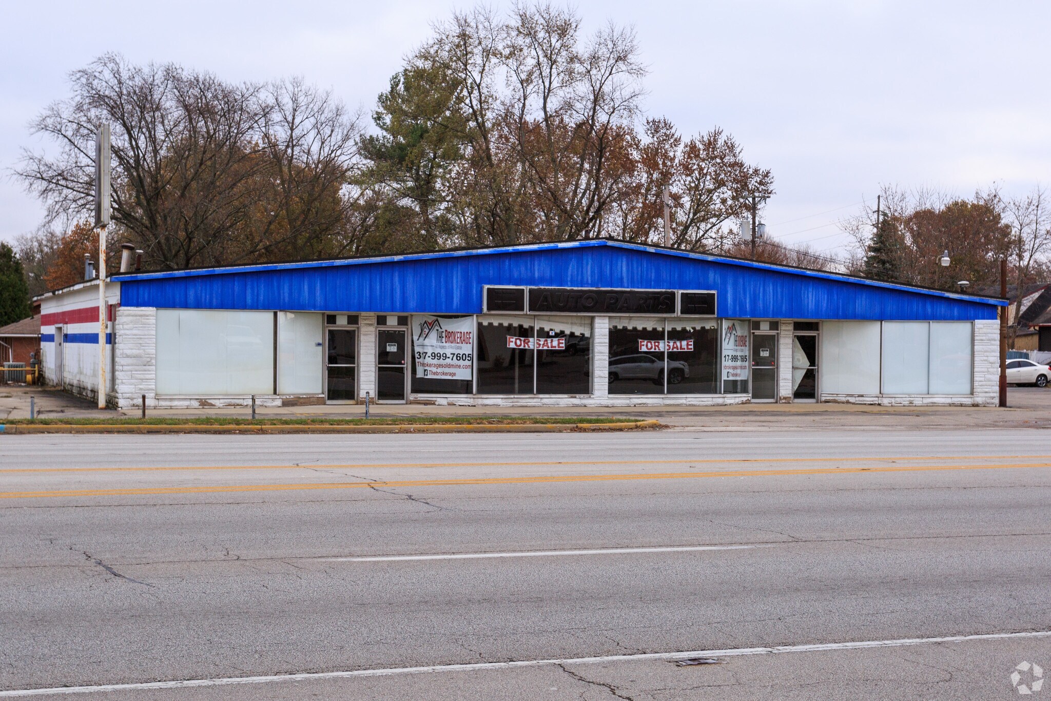 904 S Scatterfield Rd, Anderson, IN for Rent
