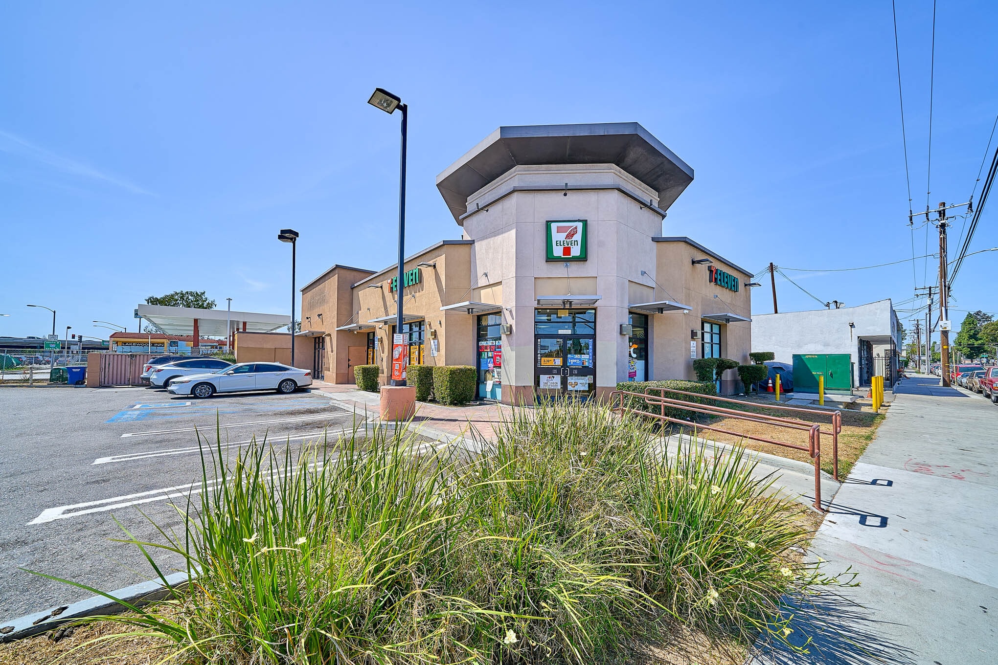 11759 Carson St, Lakewood, CA for Sale