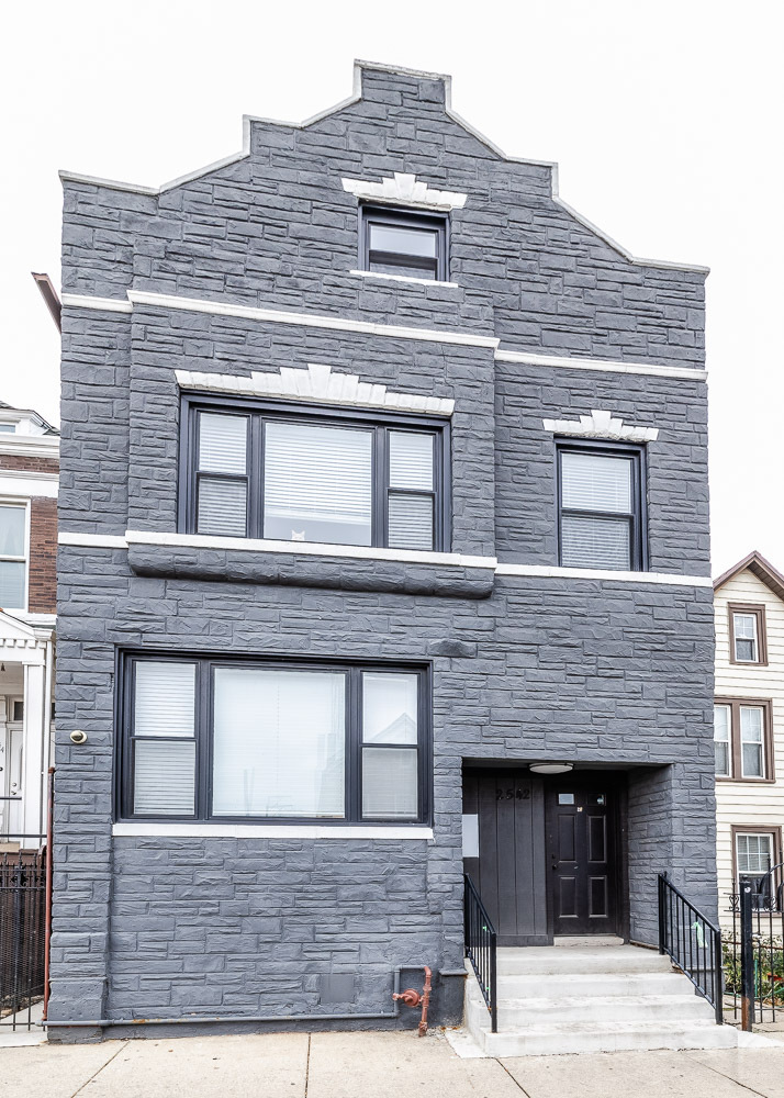 2542 S Albany Ave, Chicago, IL for Sale