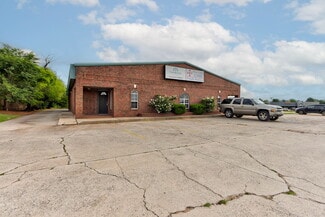 Yukon, OK Office - 1027-1029 E Vandament Ave