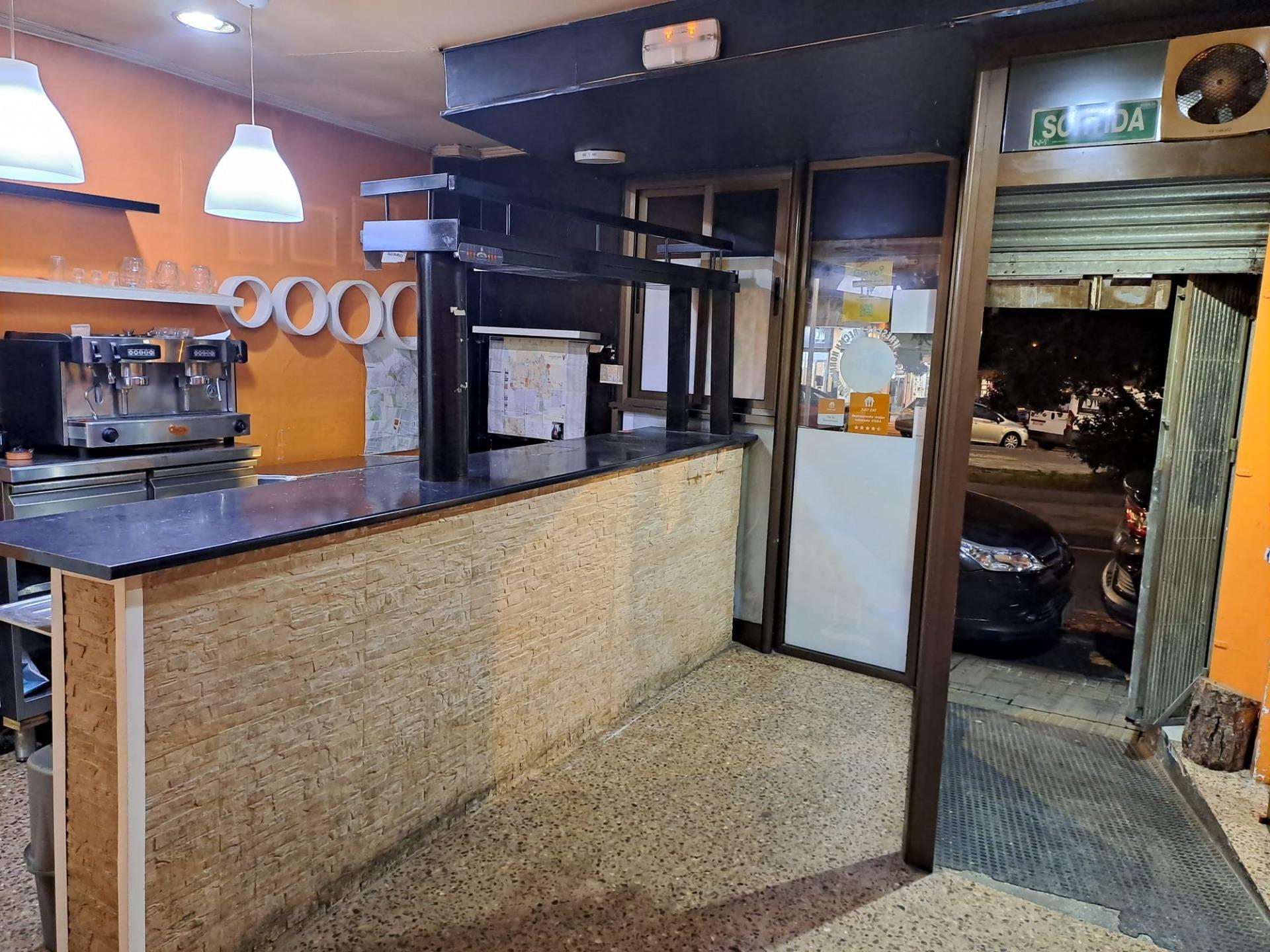 Carrer Pare Artigas, Viladecans, BAR for Rent