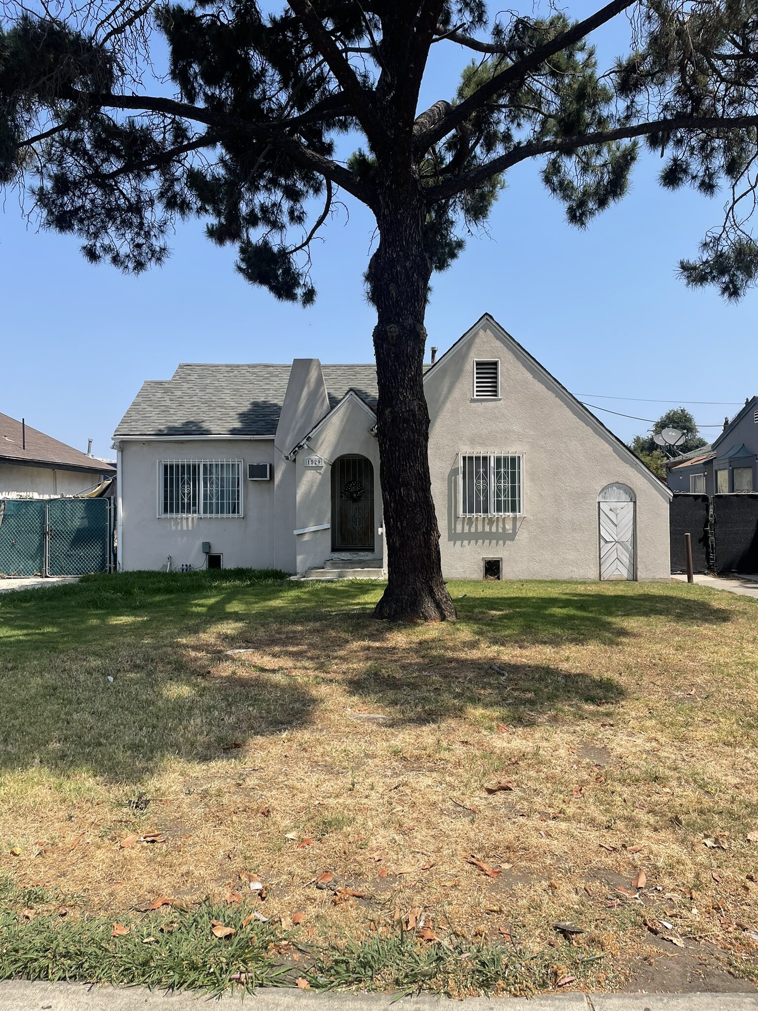 1529 E 1st St, Santa Ana, CA for Sale