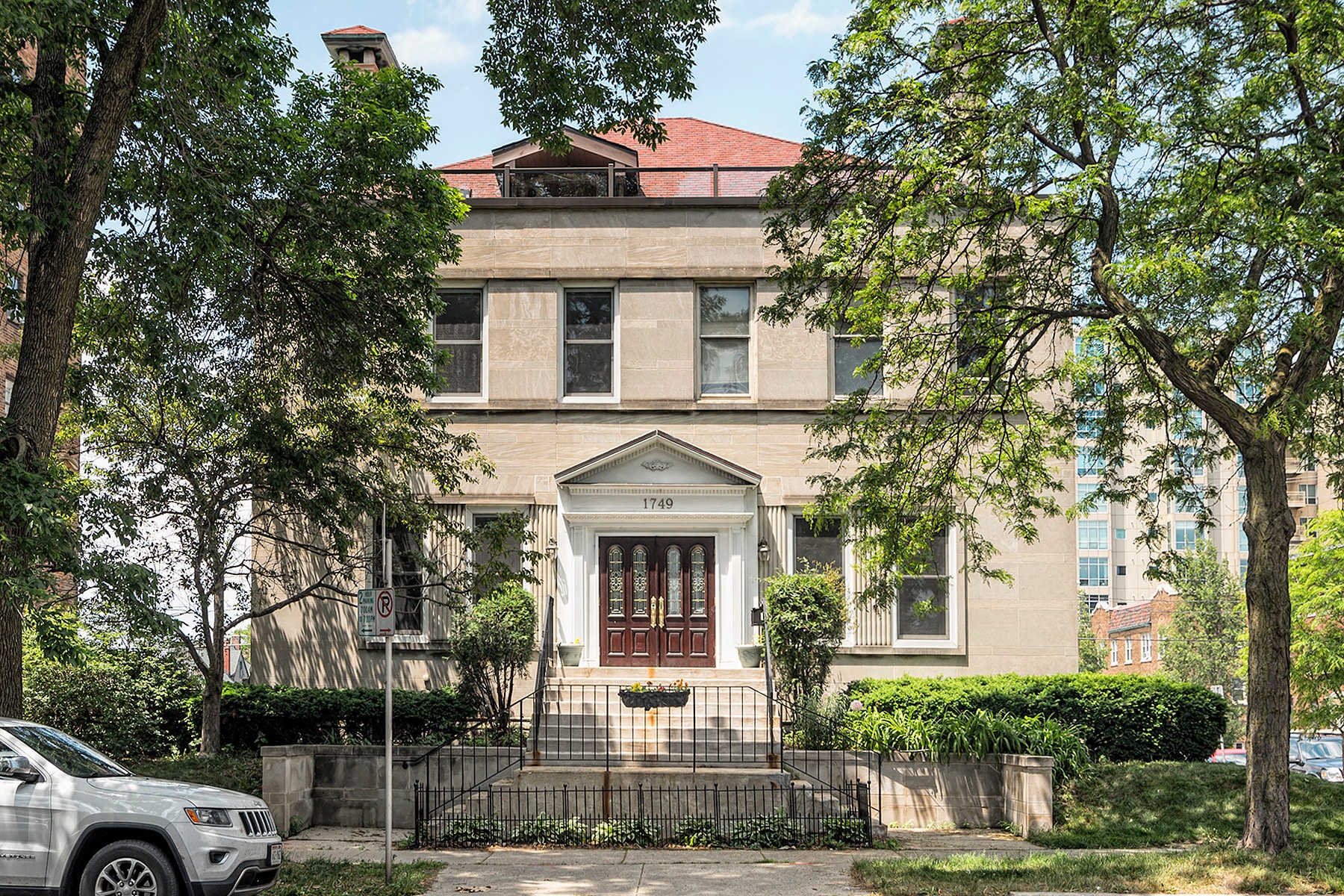1749 N Prospect Ave, Milwaukee, WI for Sale