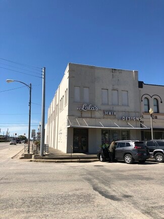 El Campo, TX Office/Retail - 101 E Monseratte St