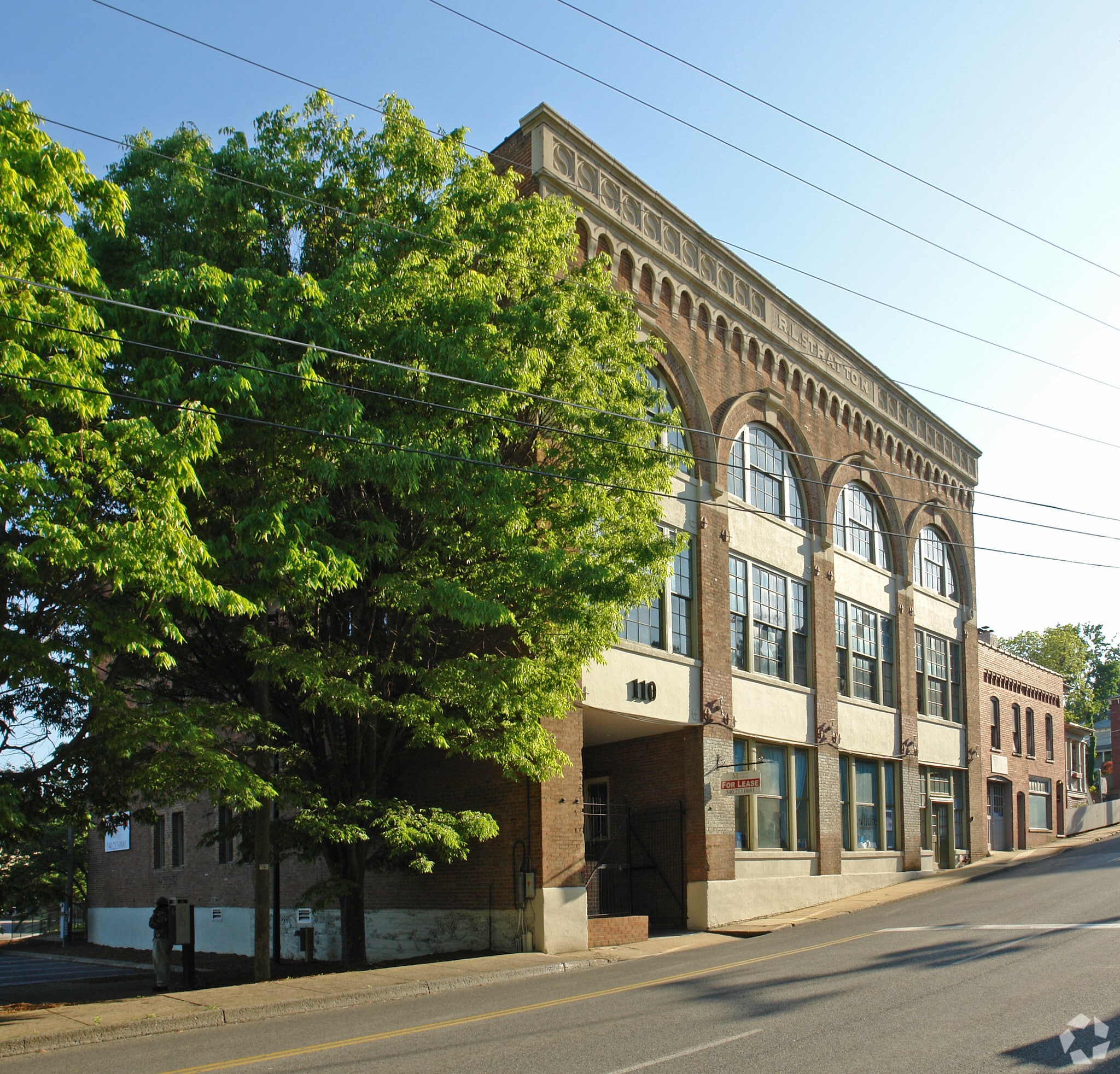 110 W Johnson St, Staunton, VA for Rent