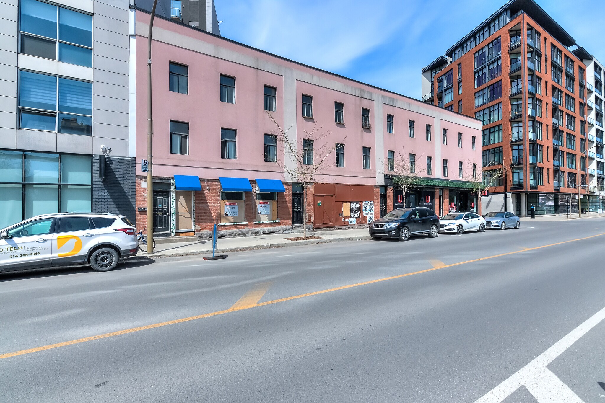 681-697 Rue De La Commune O, Montréal, QC for Rent
