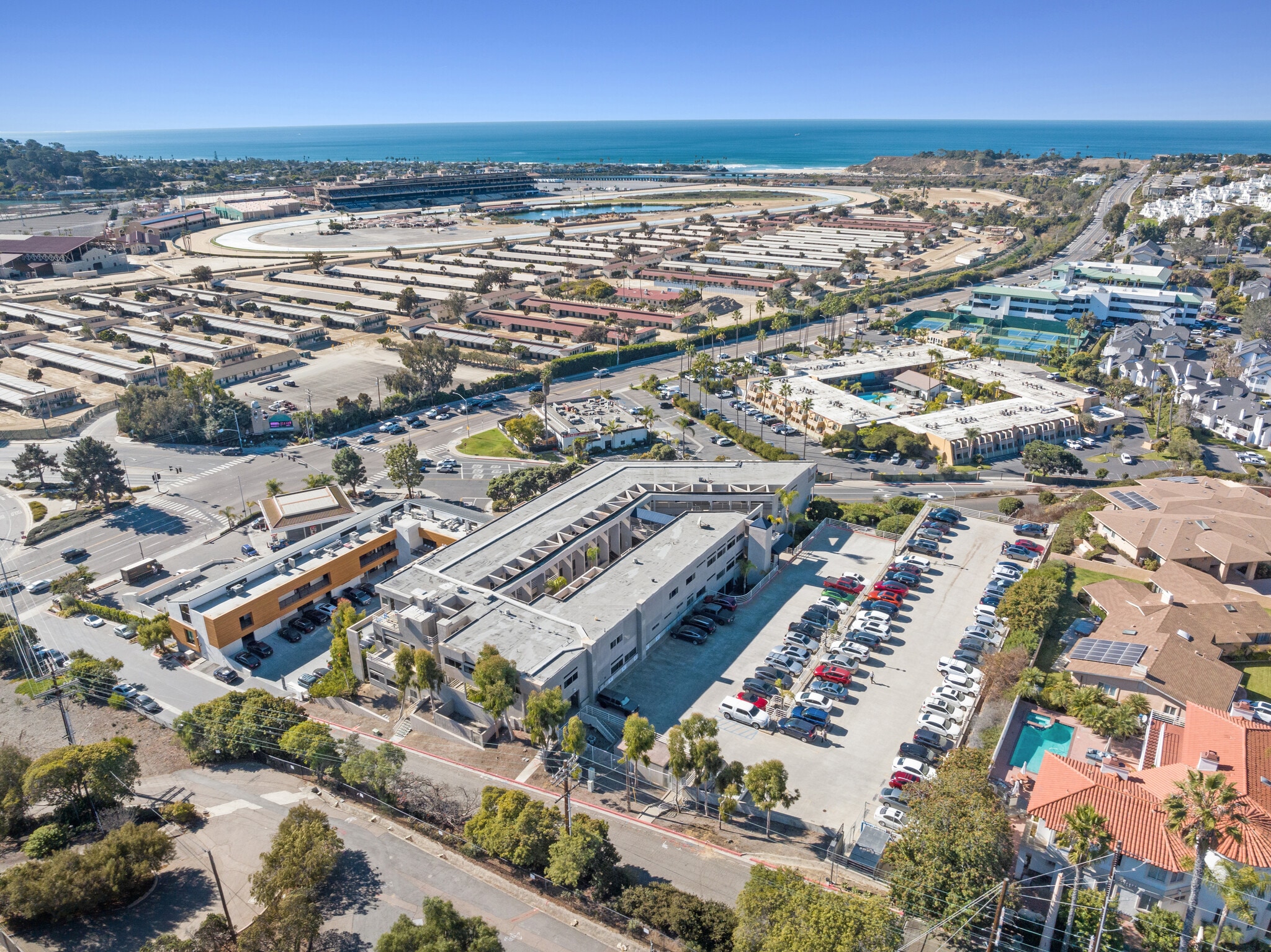 990 Highland Dr, Solana Beach, CA for Rent