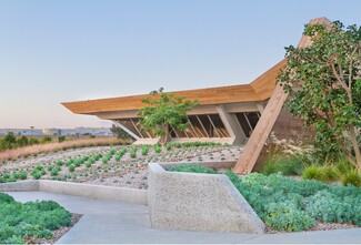 Carlsbad, CA Flex - 2051 Palomar Airport Rd