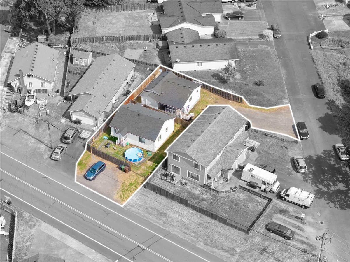 1070 Deer Island Rd, Saint Helens, OR for Sale
