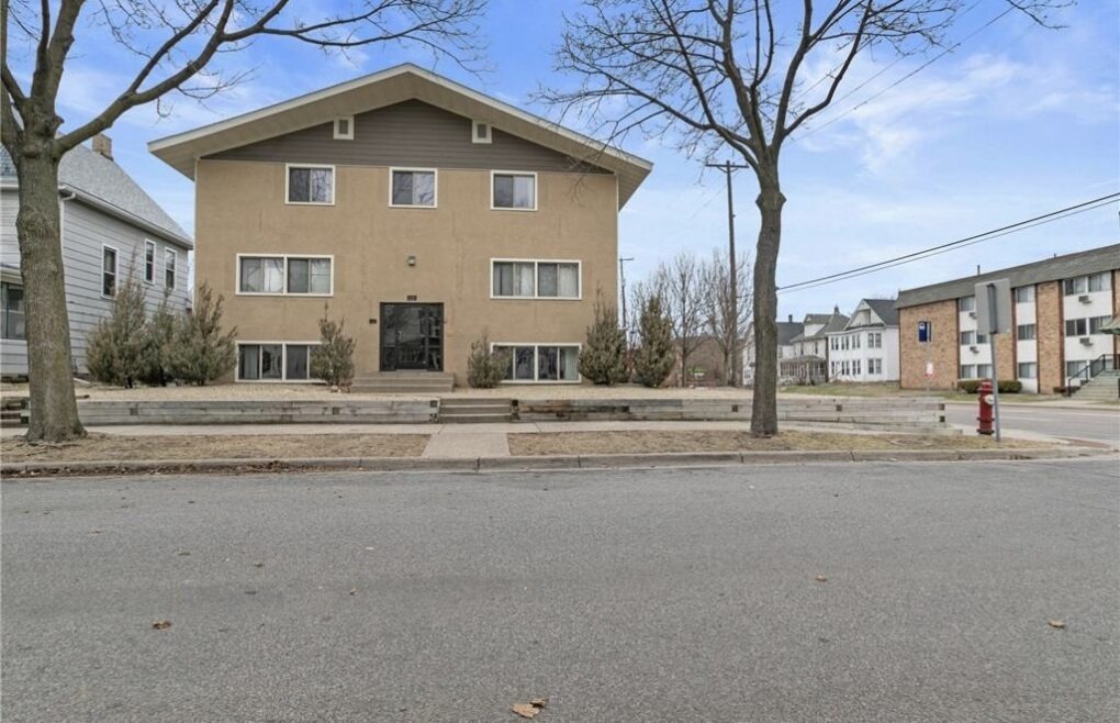 1115 14th Ave SE, Minneapolis, MN for Sale