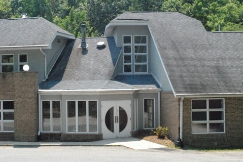 220-N Solomons Island Rd, Prince Frederick, MD for Rent