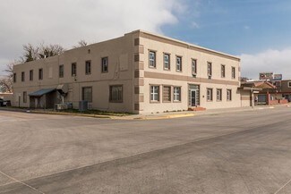 102 S Main St  
