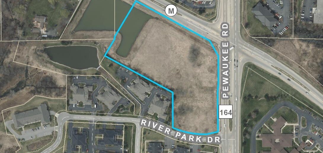 SWC HWY 164 & HWY M, Pewaukee, WI for Sale