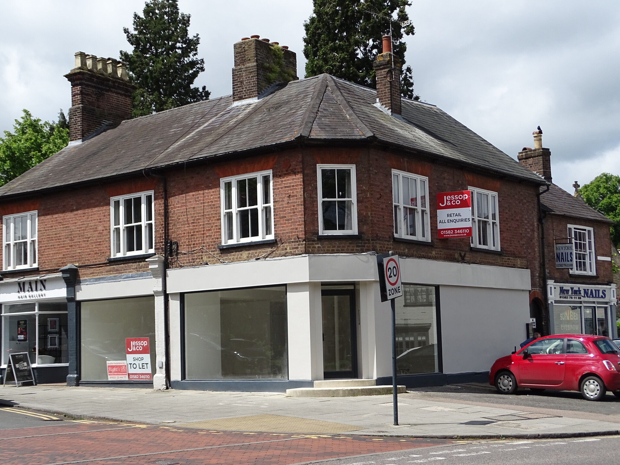 52-54 High St, Harpenden, HRT for Rent