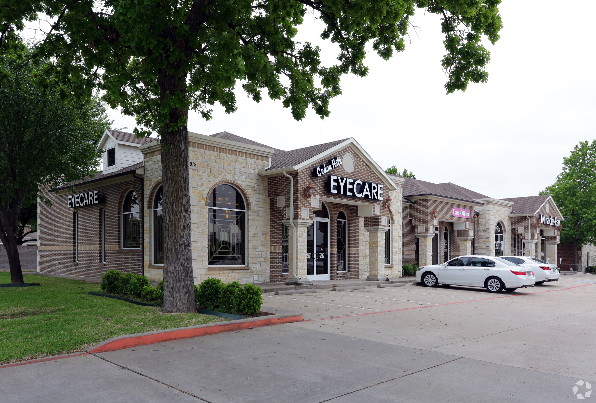 818 N Highway 67, Cedar Hill, TX for Rent