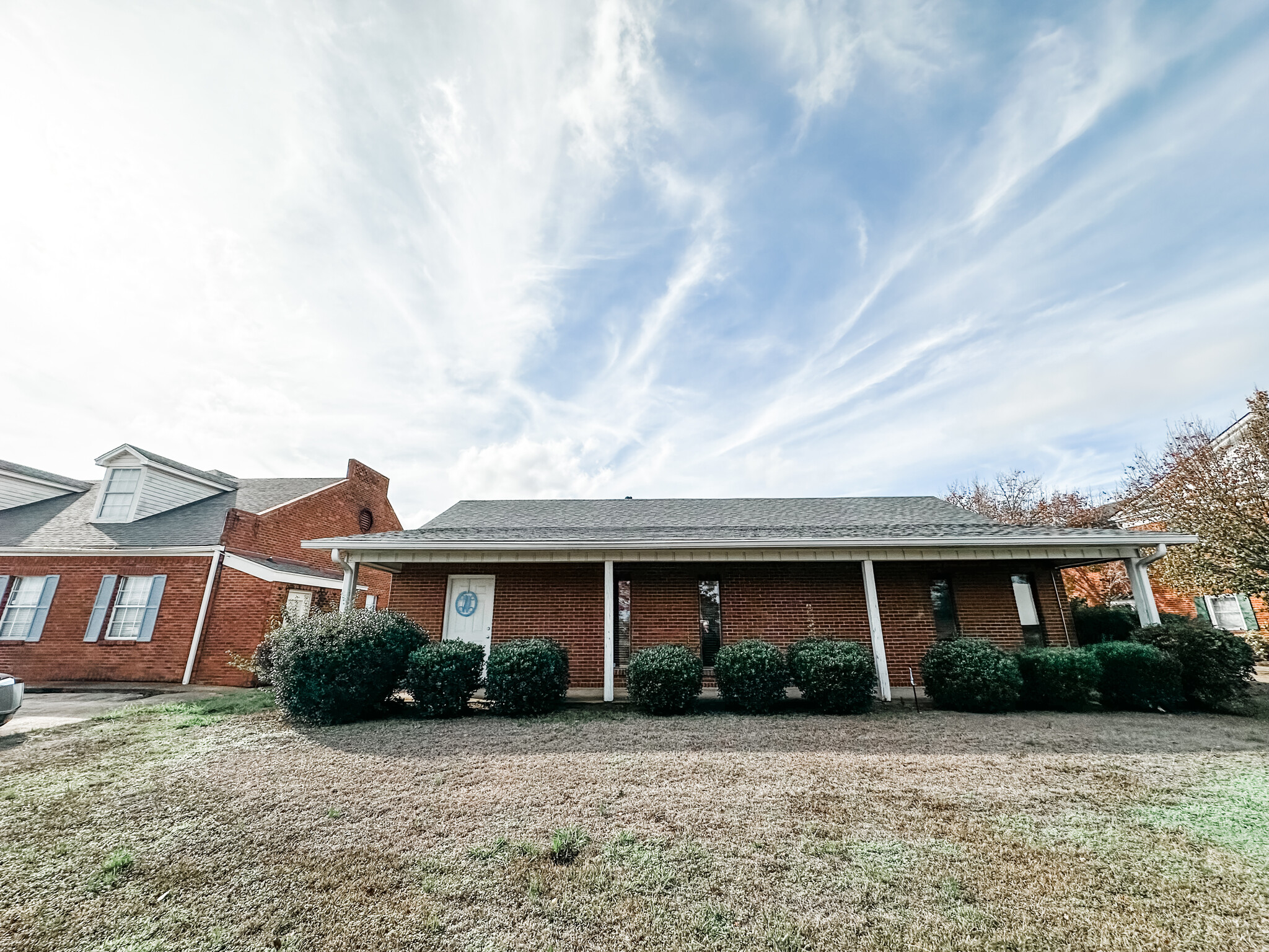 2181 Henry Hill Dr, Jackson, MS for Sale