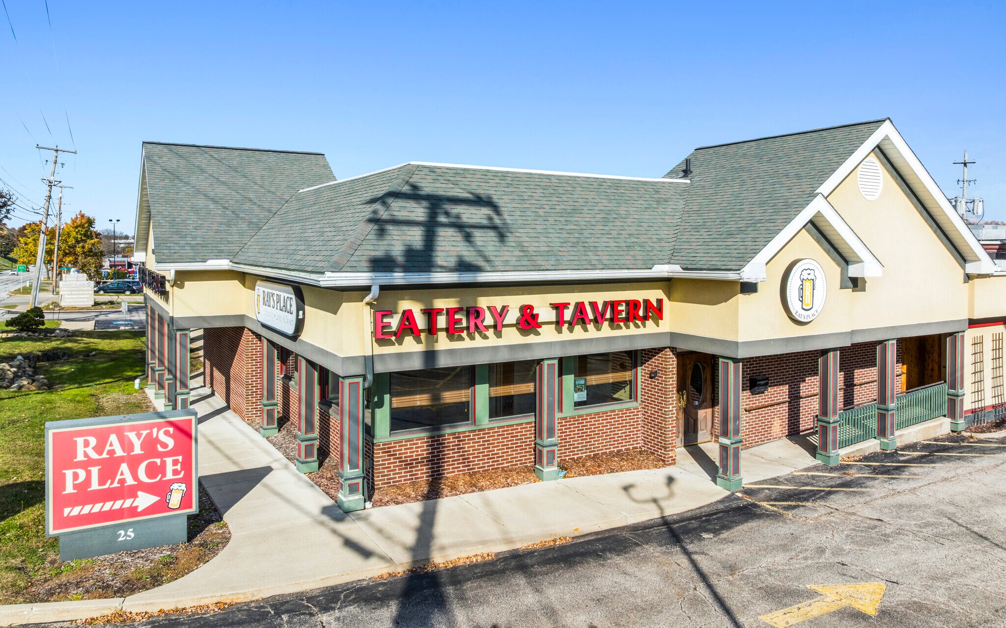 25 Ghent Rd, Fairlawn, OH for Rent