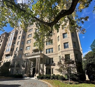 Washington, DC Apartments - 1026 16th St NW