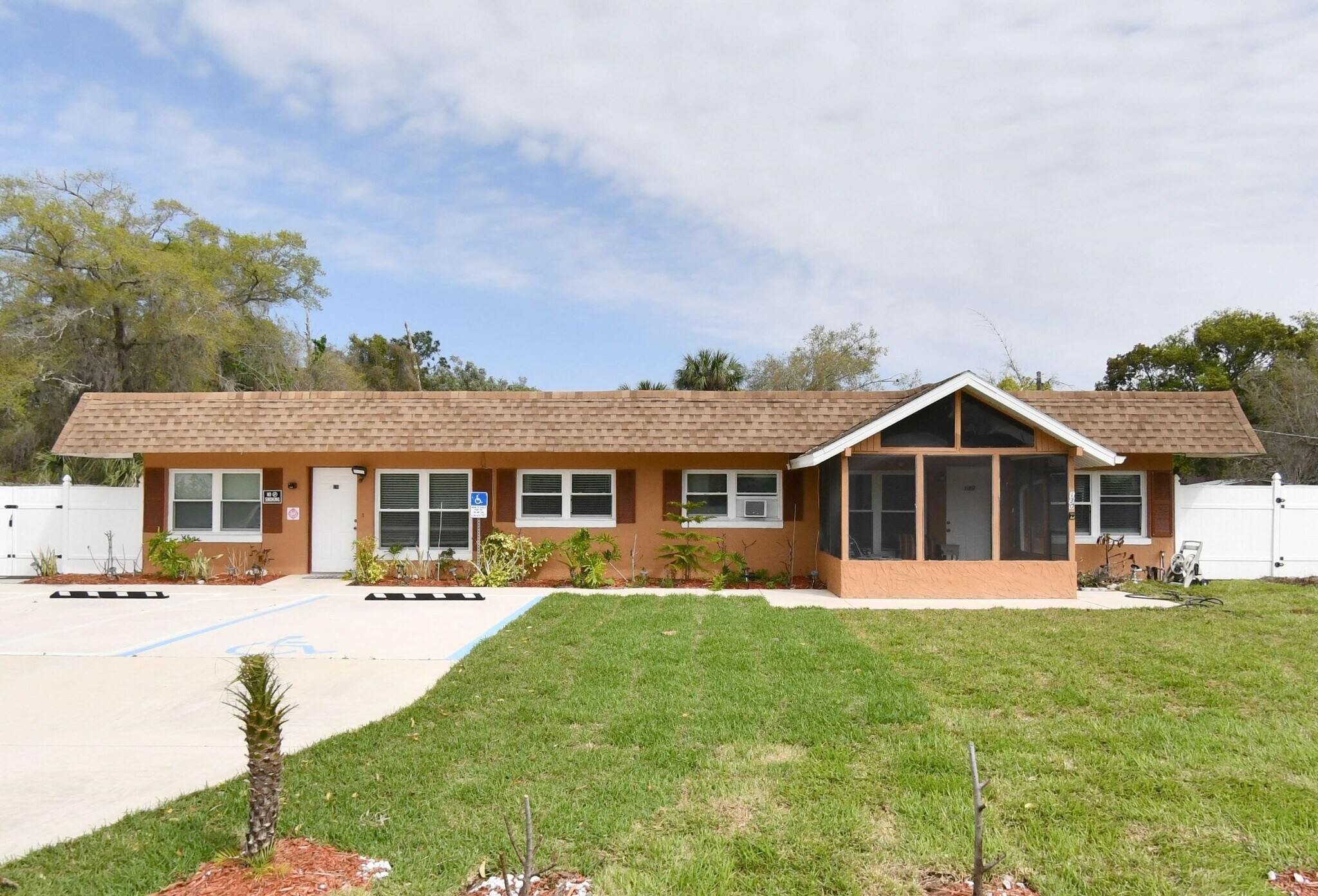 Seminole County, Chuluota, FL for Sale