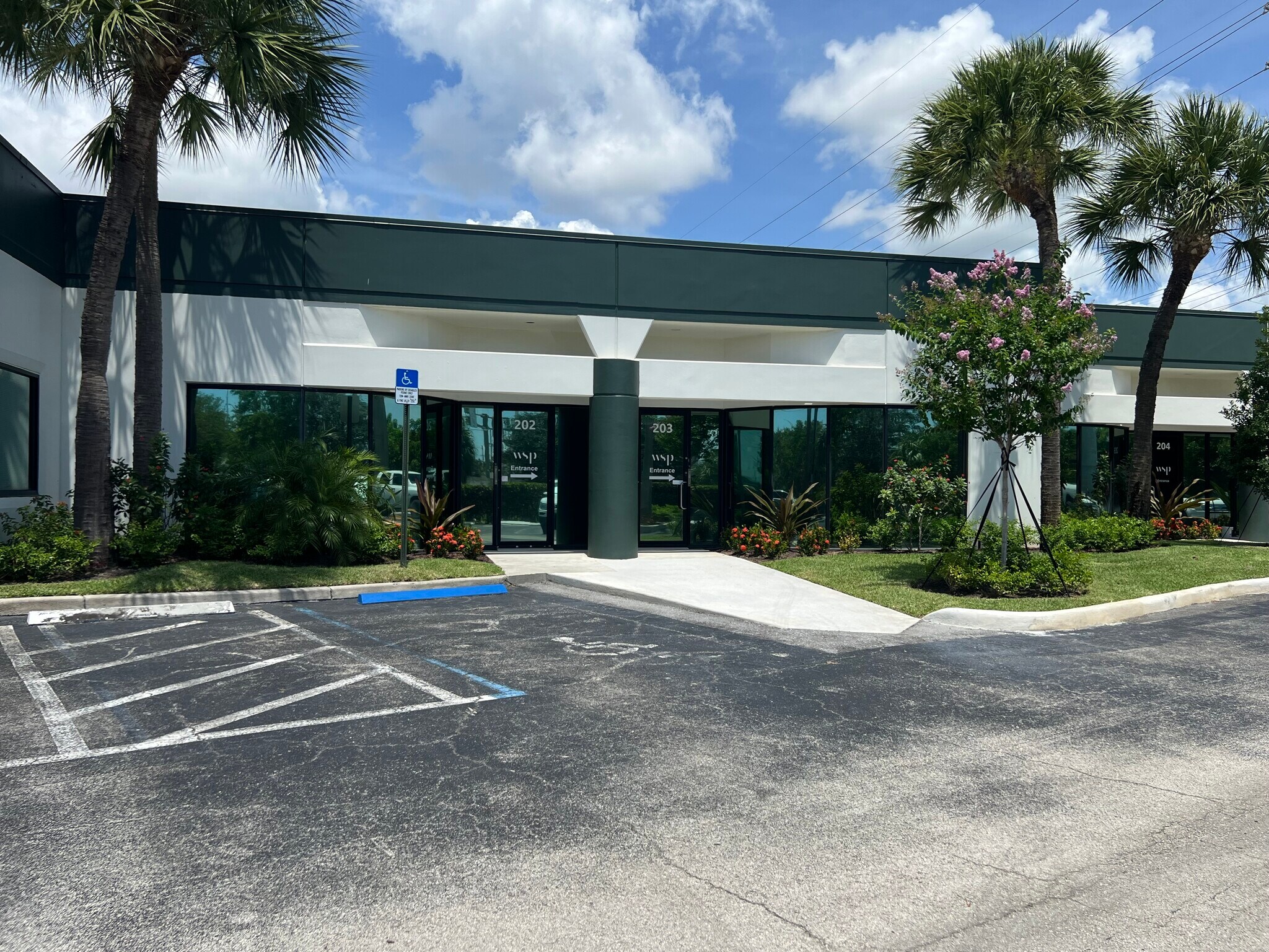 901 Northpoint Pky, West Palm Beach, FL for Rent