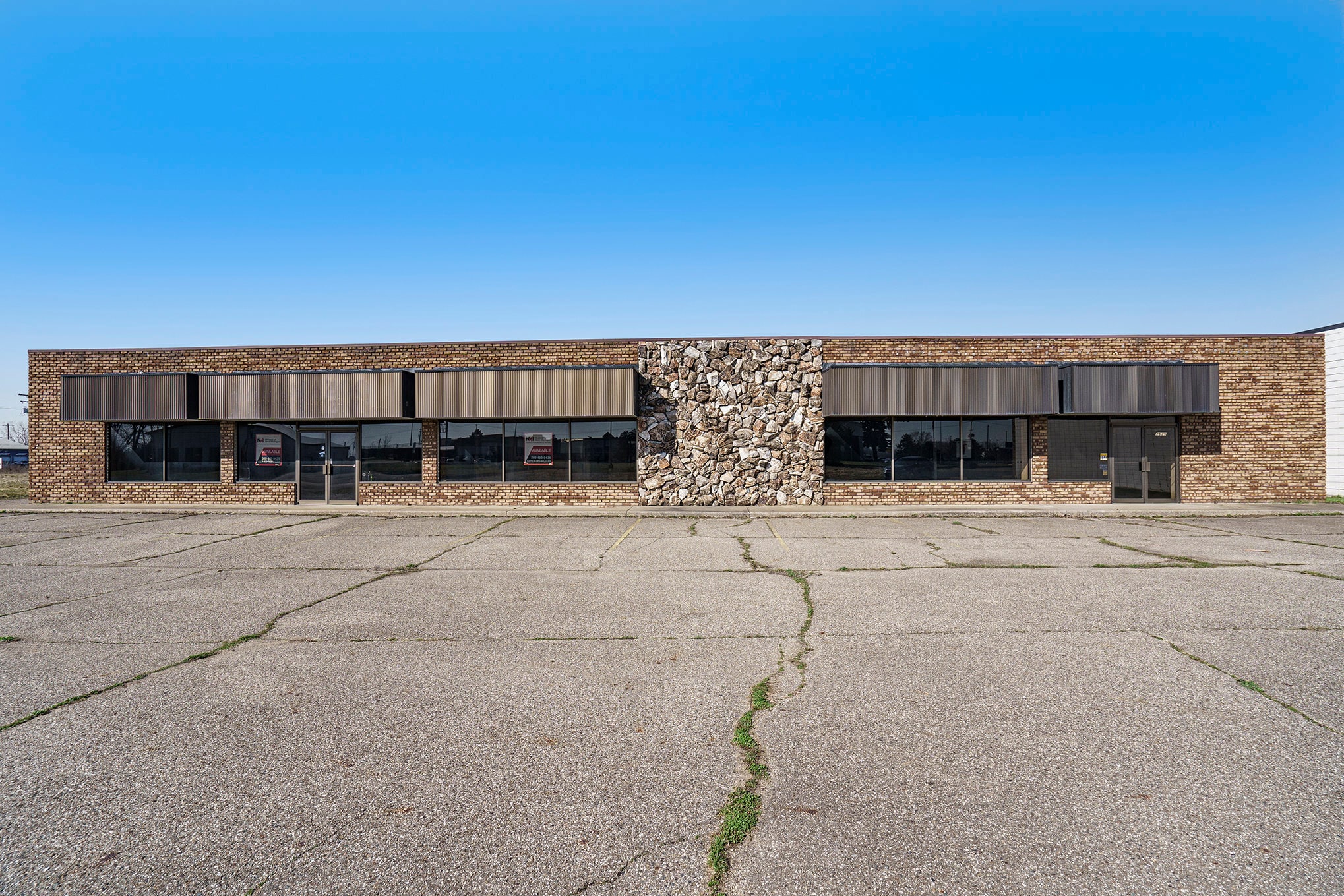 3635 E Cork St, Kalamazoo, MI for Sale